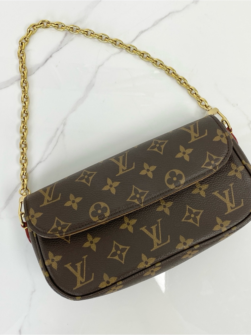 Louis Vuitton Wallet On Chain Ivy